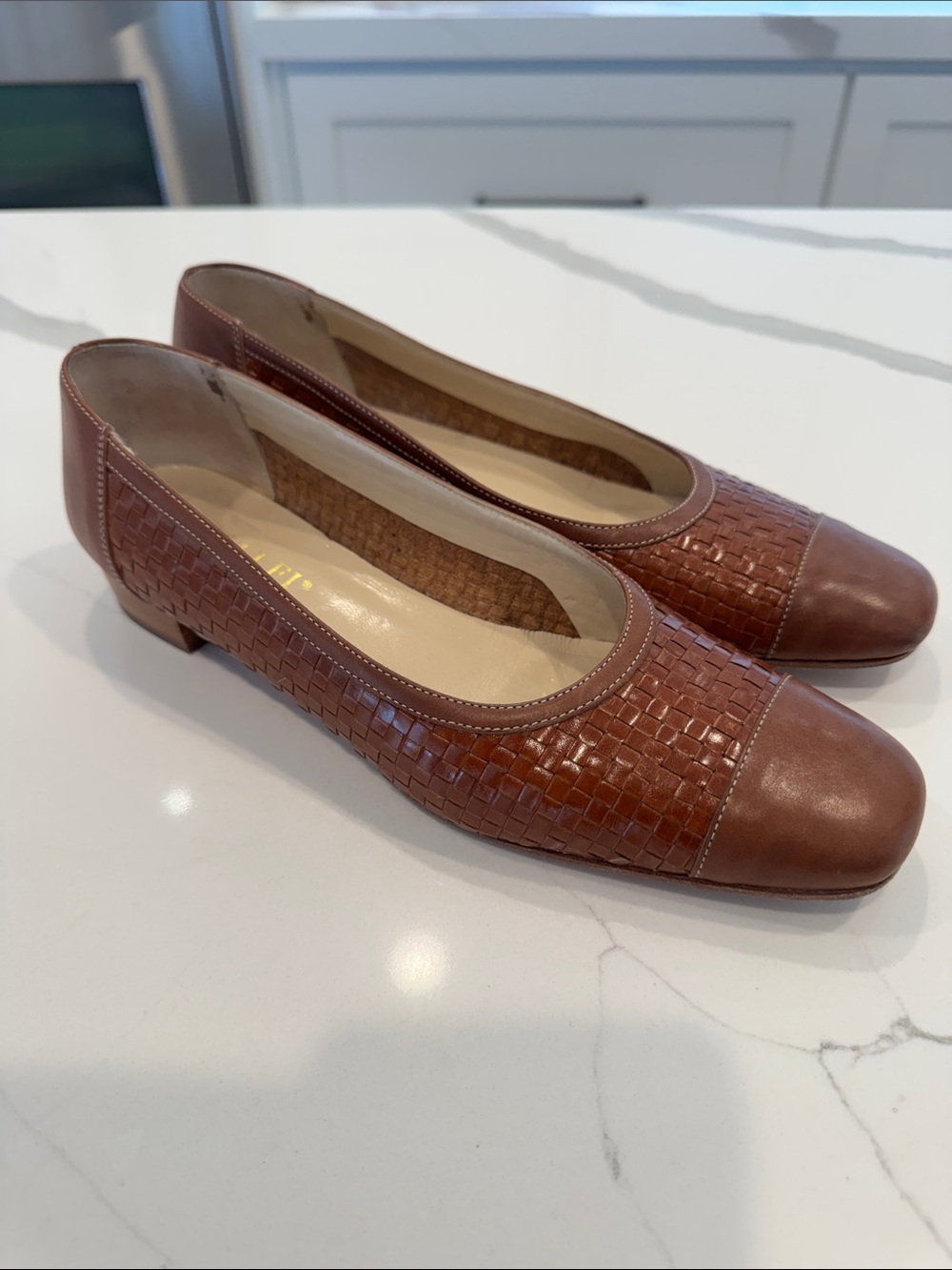 AMALFI BY RANGONI BASKET
WEAVE LEATHER SHOES SZ. 9